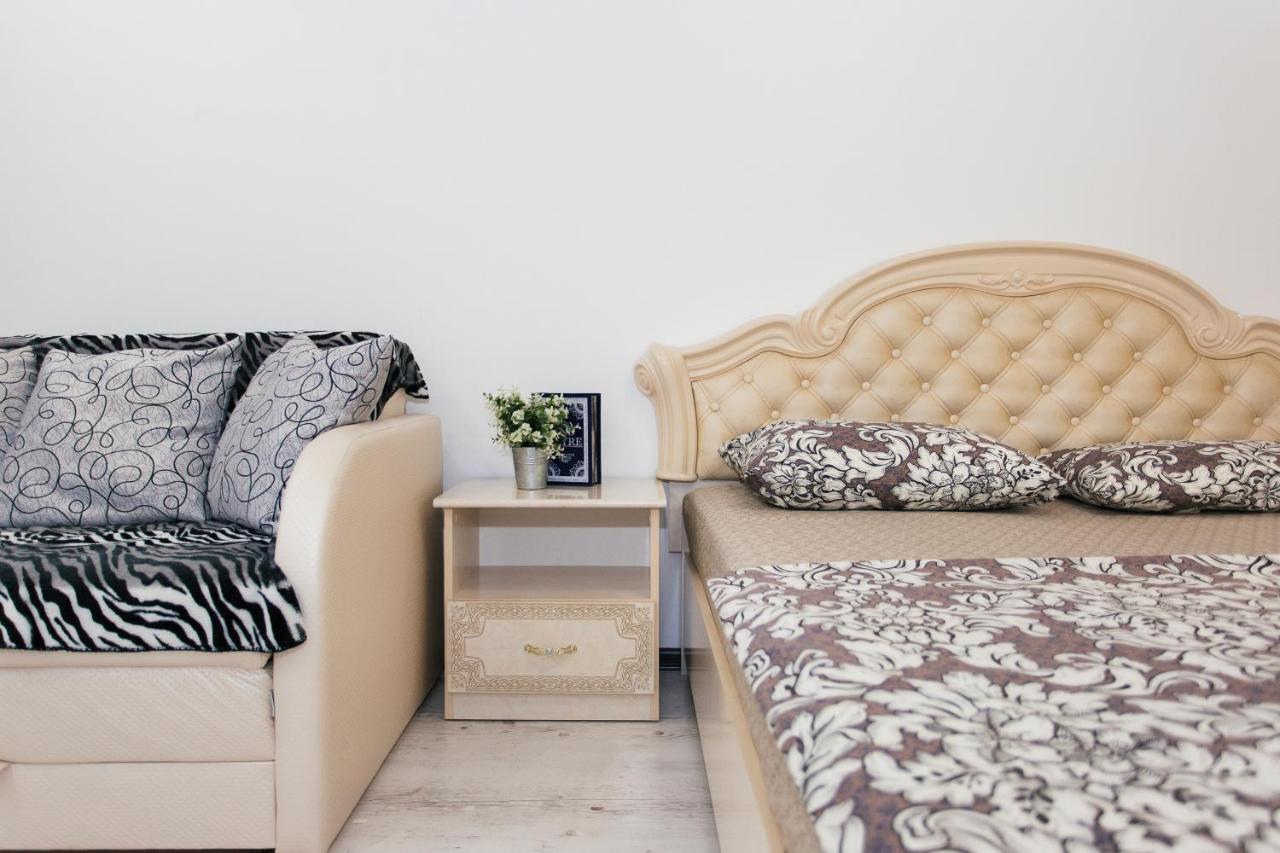 De LUXE Apartments Centr Illinskaya Sumy Eksteriør bilde
